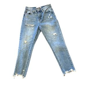 KanCan Estilo distressed jeans, size 24
